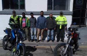 Captura de individuos por robo a mano armada y robo de dispositivo móvil en Mosquera