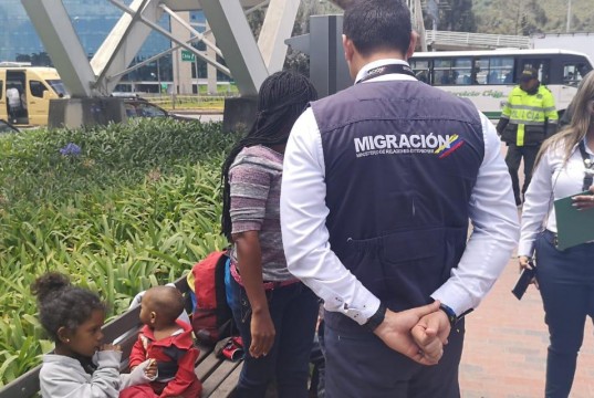 Continúan labores de verificación de documentos a extranjeros en Chía