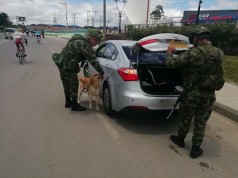 Ejército Nacional instaló un puesto de control de vehículos y motocicletas en Mosquera