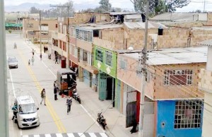 Se entrega la vía principal del barrio Francisco Martínez Rico