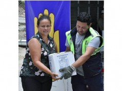 Se entregan ayudas humanitarias a damnificados por variabilidad climática en Yacopí y Viotá