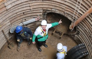 Alcalde de Chía verificó avance de obras de la PTAR Chía 2