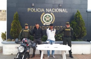 Autoridades capturan en flagrancia a dos hombres por hurto