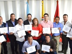 Se entregan credenciales a alcalde y concejales electos de Funza