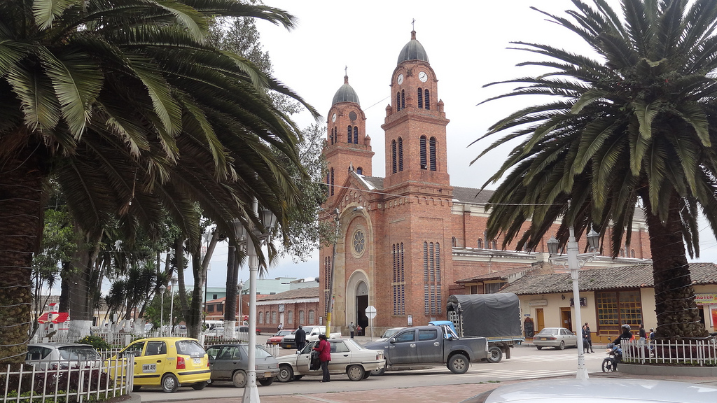 Toque de queda en el municipio de Mosquera | OTV Television