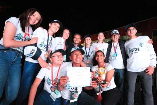 SanRafabots de Tenjo, campeón del Torneo FIRST Lego League