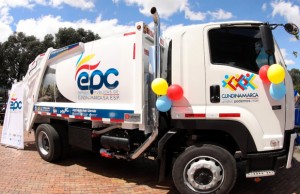 Gobierno cundinamarqués ha entregado 48 vehículos compactadores