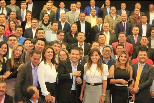 Nicolás García propone a los alcaldes firmar decretos para prohibir porte y consumo de drogas en entornos educativos