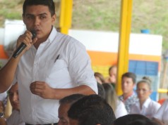 Lograr la reactivación del campo, el mejoramiento de vías y el desarrollo turístico, principales solicitudes del alcalde de Tena al gobernador de Cundinamarca