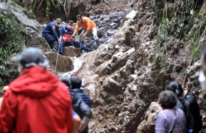 Cuatro personas rescatadas tras avenida torrencial en la vereda San Antonio de Bojacá