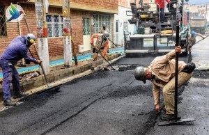 Continúa la rehabilitación vial en el municipio de Funza