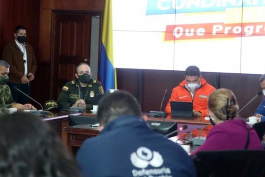 Desde hoy aumento de pie de fuerza y decretado toque de queda en Cundinamarca