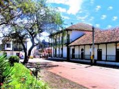 Se presentó emergencia a causa de fuertes vientos en Madrid