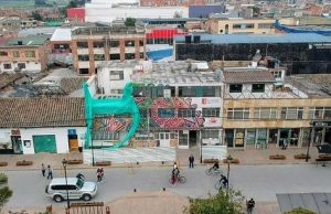 Inició la demolición del ‘edificio blanco’ en Funza