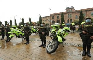 Gobernación entrega unidades motorizadas a carabineros