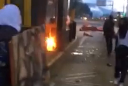 Protestas se toman Peaje El Corzo en Madrid