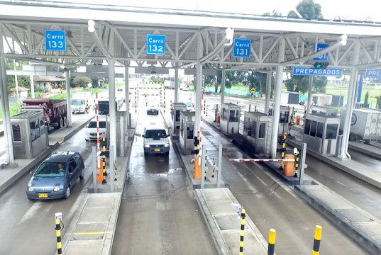 Aprobada iniciativa para reducir y controlar los peajes