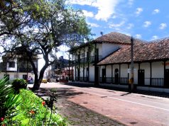 Audiencia pública de revocatoria contra alcalde de Madrid