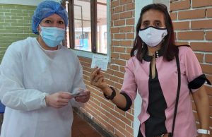Continúa el plan de vacunación del sector educativo