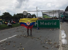 Uniformado habría agredido a joven defensora de derechos humanos