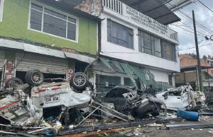 Tractomula sin frenos ocasionó grave accidente en vía Bogotá-Girardot