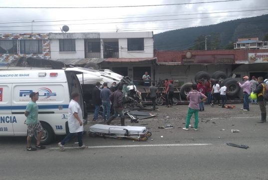 Autoridades se pronuncian con un balance de la tragedia ocurrida en la vía Bogotá–Girardot