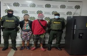 Capturan una pareja por robar una nevera en Girardot, Cundinamarca