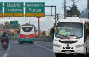 Conductores de buses municipales piden nivelar el valor del pasaje