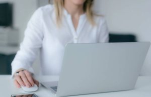 Inscríbase y participe en los cursos de la Casa de la Mujer