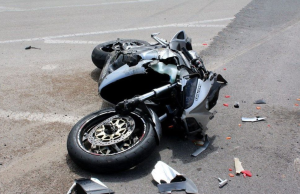 Fallece motociclista en grave accidente en la Calle 80