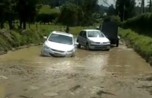 Video: comunidad denuncia el mal estado de una vía