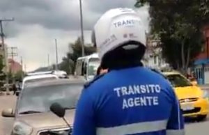 Presunto agente de tránsito ilegal en Facatativá
