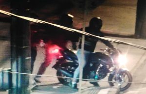 En operativo de película Policía capturó a dos motoladrones en Funza