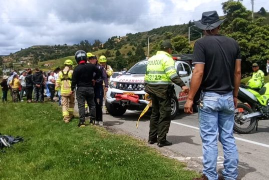 Muere ciclista tras ser arrollado por un furgón en Cundinamarca