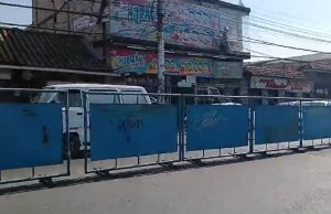 En Madrid colocaron vallas para mejorar la movilidad ¿funcionan?