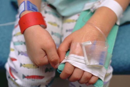 Niño mosqueruno de ocho años pide ayuda para salvar su vida