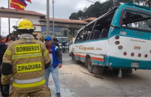 Fuerte accidente en Cundinamarca deja 25 heridos Cundinamarca deja 25 heridos