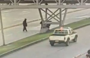 Policías resultaron heridos tras ataque con explosivos