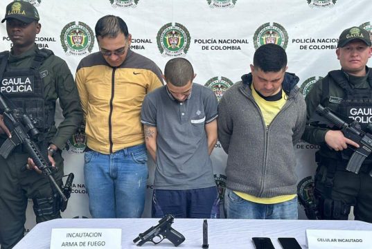 Capturan a peligrosa banda que robaba vehículos en Cundinamarca Capturan a banda que robaba vehículos en Cundinamarca