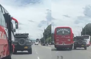 En video: bus y carro protagonizaron una riña