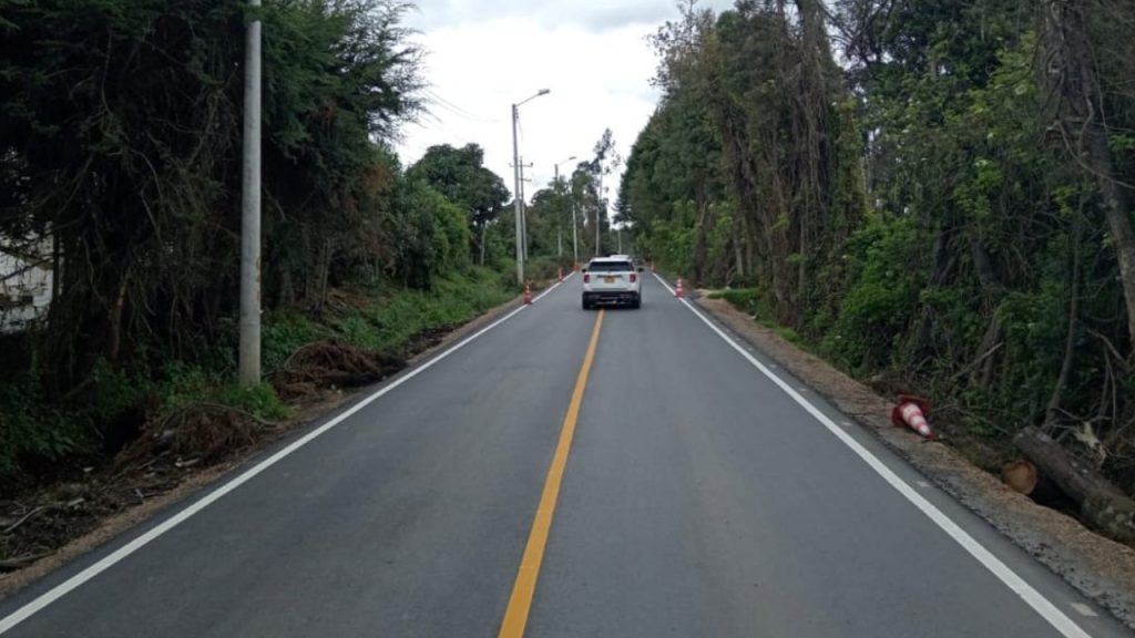 Cundinamarca y Banco Mundial mejorarán infraestructura vial