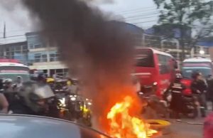 Paro de camioneros colapsa en Funza, Siberia y Bogotá Paro de camioneros colapsa en Funza, Siberia y Bogotá