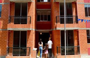 Gobernación lanza segunda fase de proyecto de vivienda