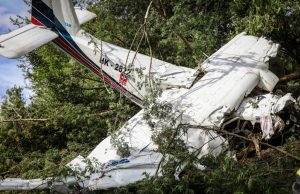 Una avioneta cayó en Chía, tripulantes salieron ilesos Una avioneta cayó en Chía, tripulantes salieron ilesos