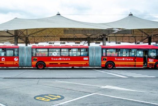 Usuarios de Transmilenio en Soacha exigen solución energética Usuarios de Transmilenio en Soacha exigen solución energética