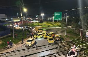 Fuerte trancón en corredor Madrid – Calle 80 y Calle 13