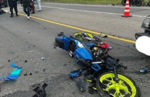 Grave accidente entre motocicleta y vehículo en Mondoñedo