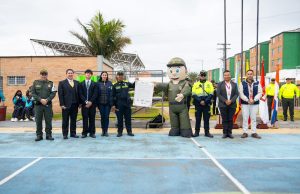 Funza refuerza la seguridad en los colegios