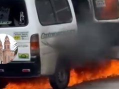 Buseta se incendia en pleno parque principal de Mosquera