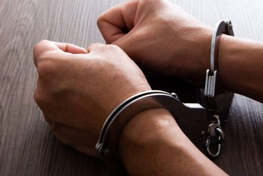 Capturan en Madrid a presunto abusador de joven de 18 años